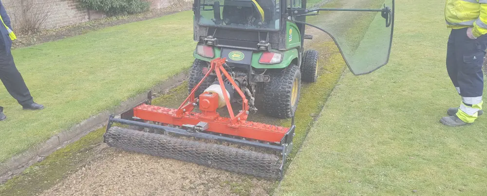 Kersten gravel path renovator working on a gravel surface